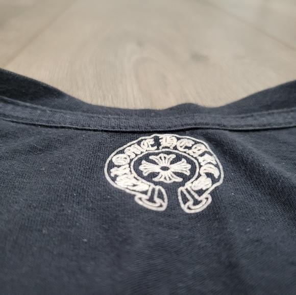 Chrome Hearts Women's Black T-Shirt - Size Small - Picture 6 of 12